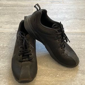 Black Nike All Day Everyday Comfort Sneakers, Size 8.5